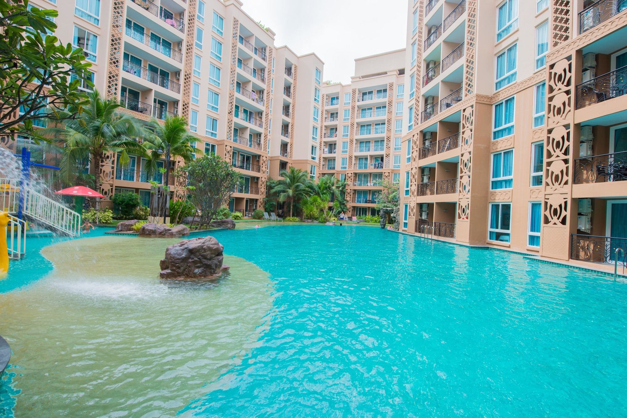 חוף ג'ומטיין Atlantis Pattaya High Service מראה חיצוני תמונה